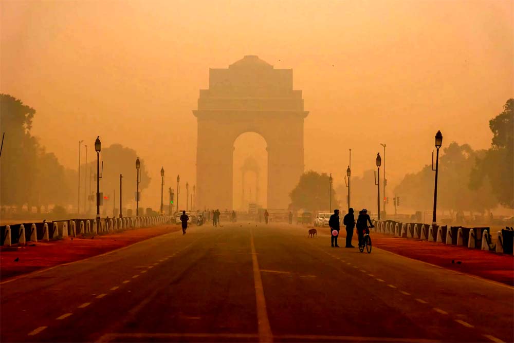 विषाक्त धुवाँले नयाँदिल्लीलाई घेर्यो, प्रदूषण चरम स्तरमा